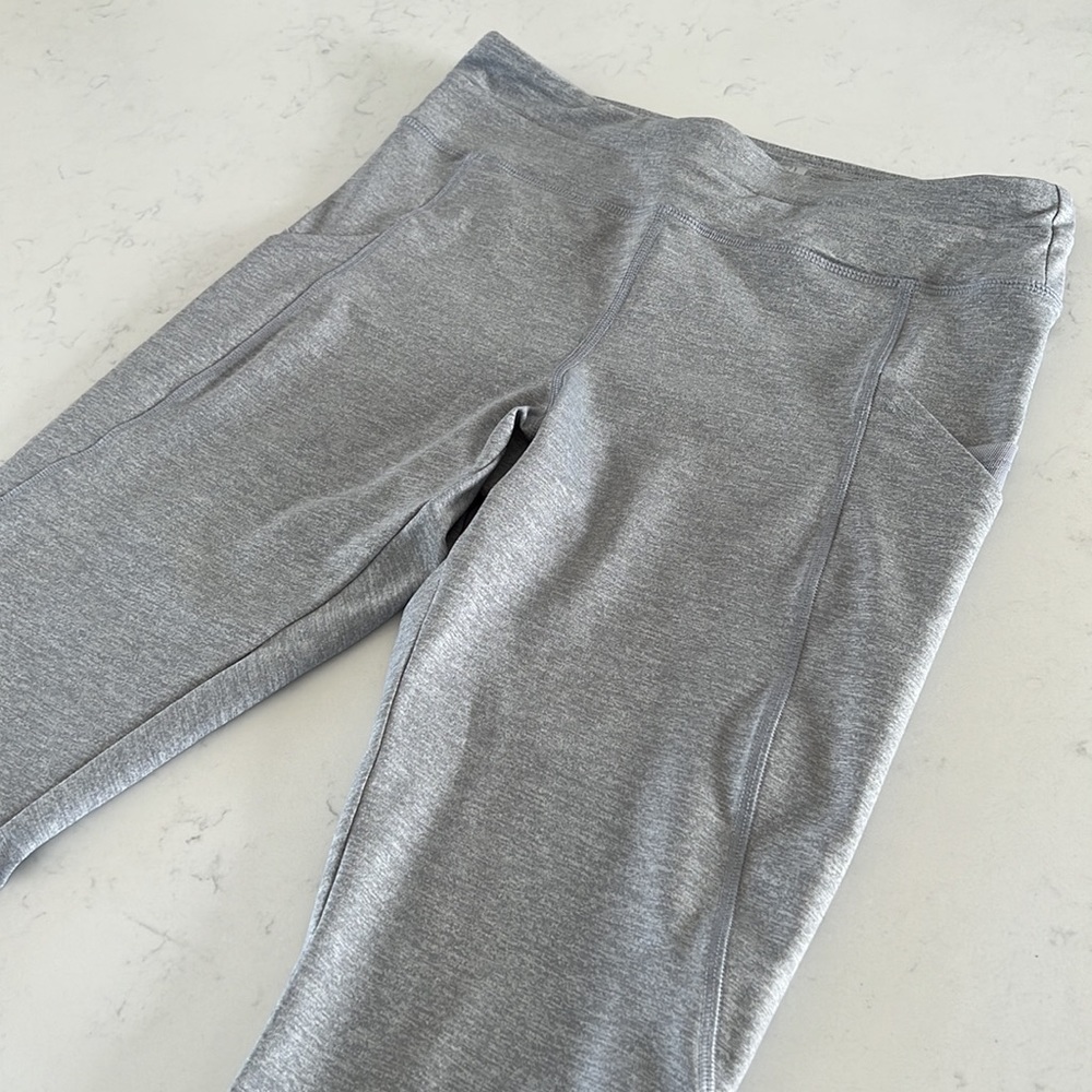 FOREVER 21 Pocket Legging